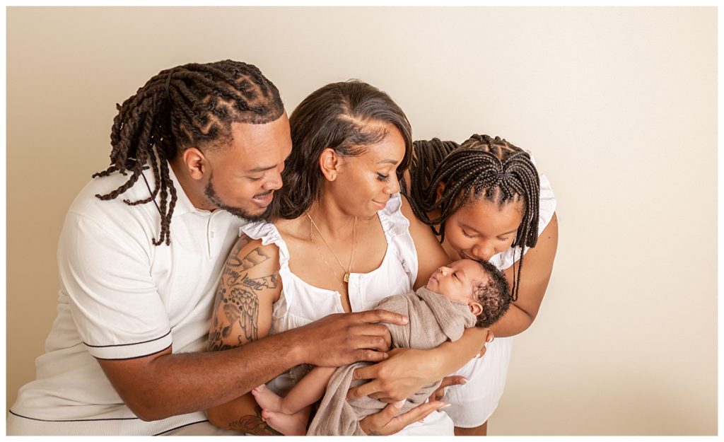 Family and baby photo from Antioch, California