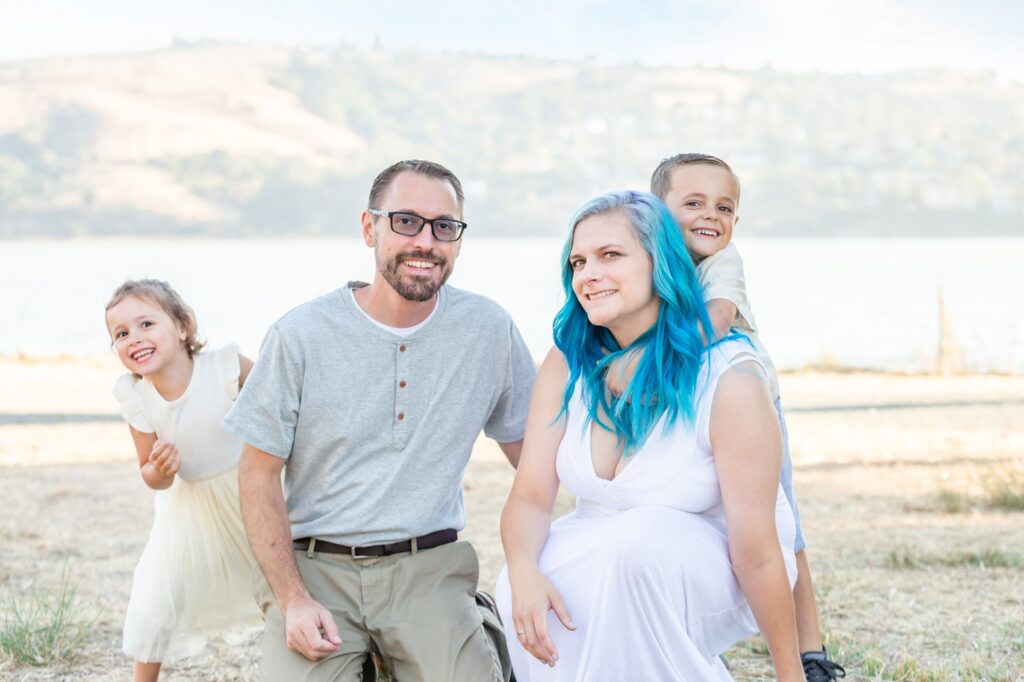 Family Photos at Glen Cove Waterfront Park in Vallejo