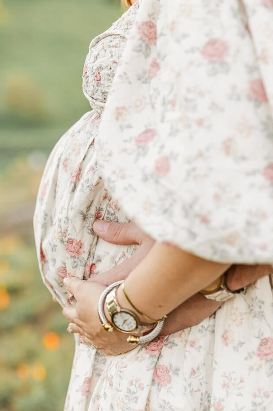 closeup of mom's belly during a maternity photography session in the Bay Area